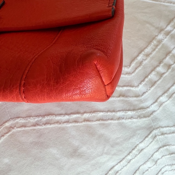 REED KRAKOFF LEATHER CLUTCH, CORAL - Picture 6 of 11